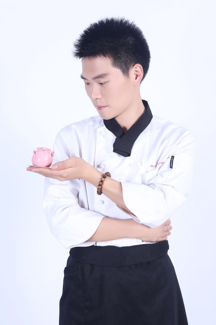 杜仁杰西點(diǎn)烘焙蛋糕培訓(xùn)學(xué)校校長杜仁杰